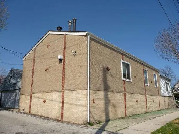 5504 W Lapham St, West Milwaukee, WI 53214