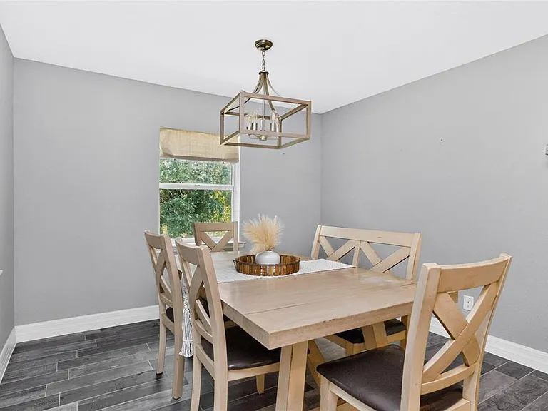 310 Albatross Rd — Photo 21