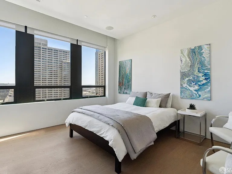 690 Market St #1704 — Photo 22