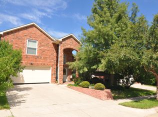 4837 Bridle Path Way, Fort Worth, TX 76244