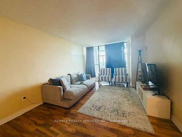 25 Kensington Rd #1402 — Photo 9