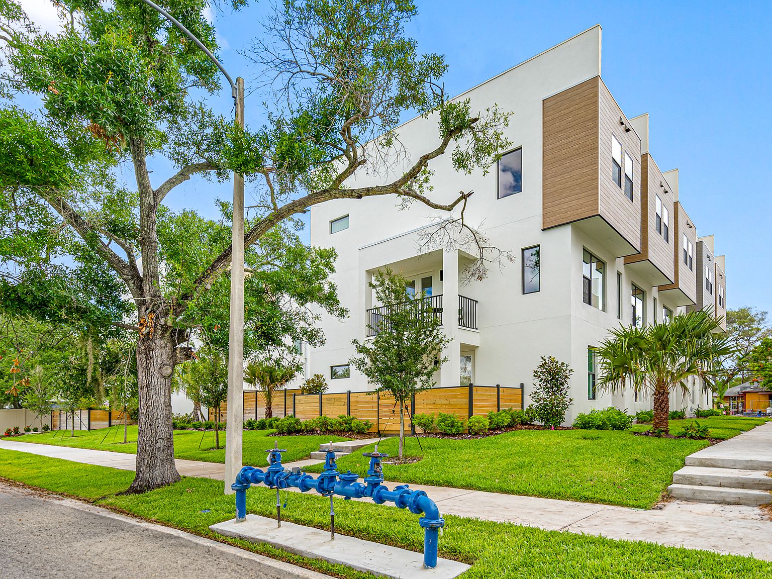 319 15th St N, Petersburg, FL 33705 | Zillow
