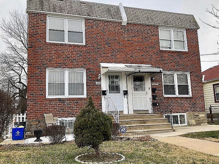 1st image of 1744 Solly Ave