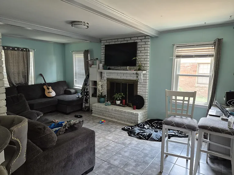 5451 Derron Ave — Photo 7