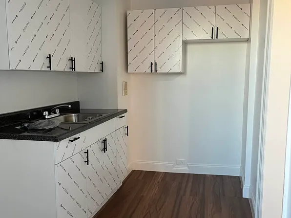 116 West 238th Street image 1 of 8