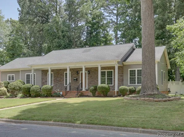527 Kerry Lake Dr, Newport News, VA 23602