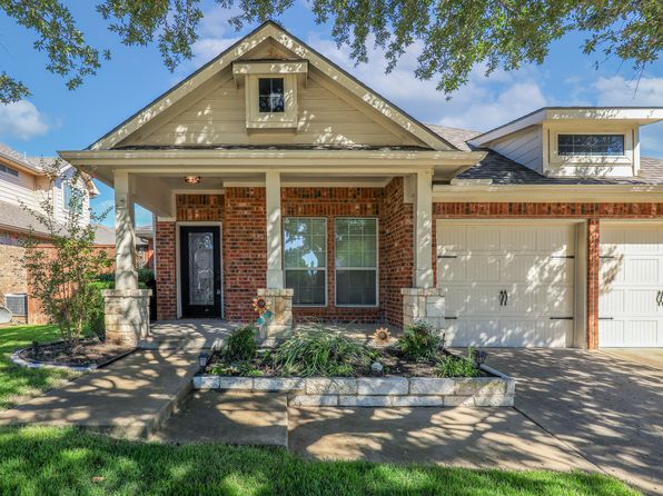 5920 Silver Buckle Dr