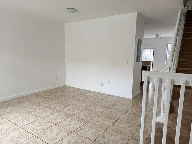 8925 W 35th Ct — Photo 4