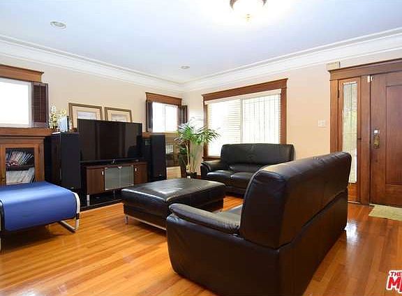 5th image of 103 S Hobart Blvd