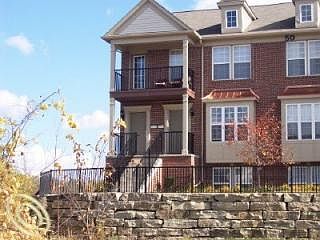 1st image of 28039 Hopkins Dr #1