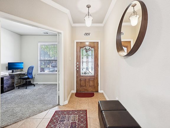 5th image of 3301 Meridian Dr