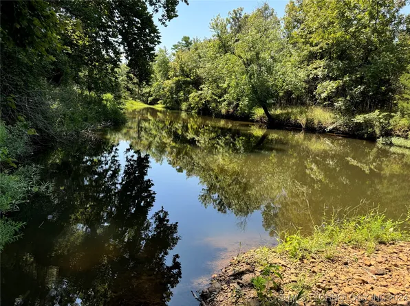 1 N Bengal Rd, Red Oak, OK 74563