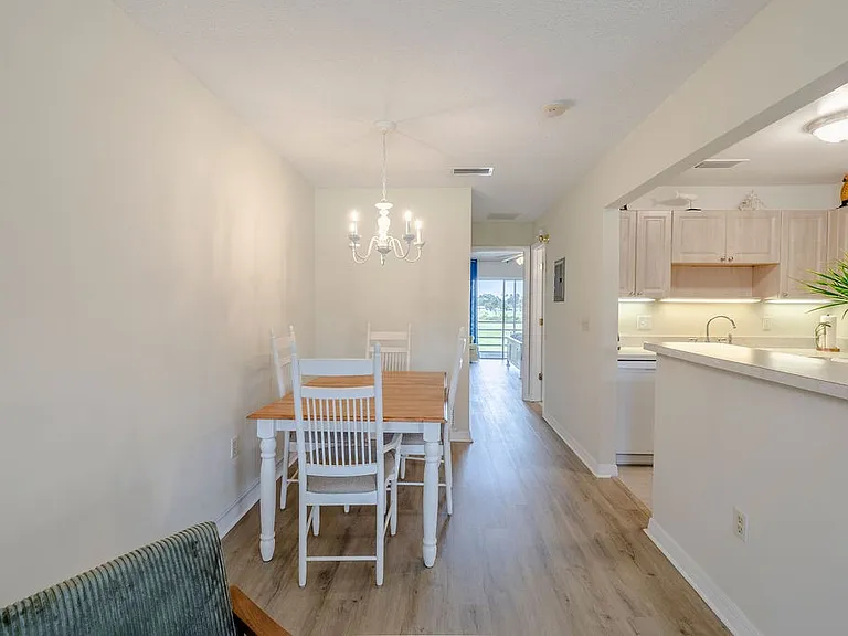 44 Woodland Dr #204 — Photo 15