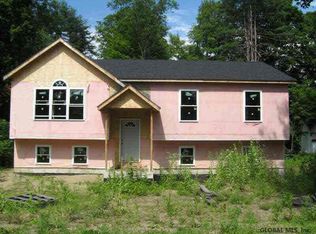 Corlew Ave, Hadley, NY 12835