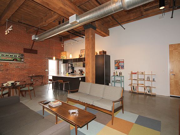 4th image of 136 Main St APT 205