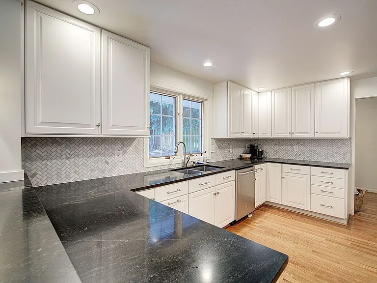 8846 SE 59th St — Photo 22