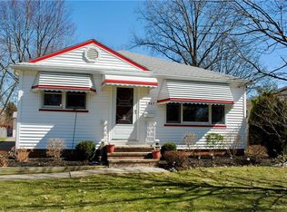 6567 Mandalay Dr, Parma Heights, OH 44130