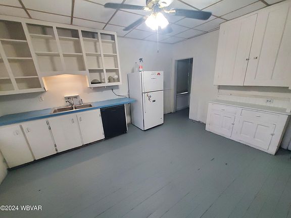 5th image of 614 1st Ave
