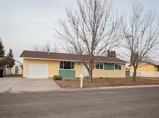 222 Dorothy Ave, Gooding, ID 83330