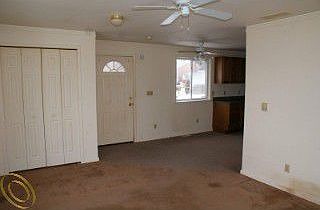4th image of 125 S Lake Dr