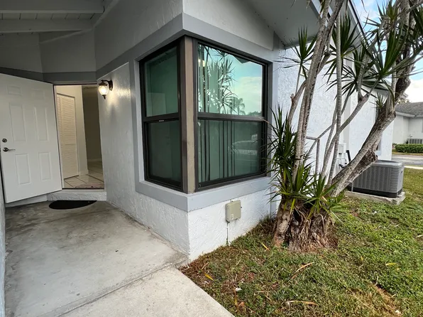 6400 SW 152nd Circle Pl #11-00, Miami, FL 33193