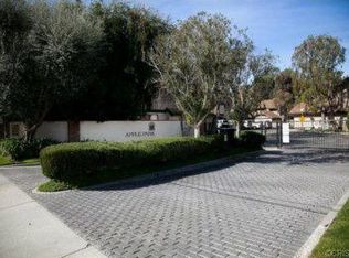 24841 Apple St UNIT E, Santa Clarita, CA 91321