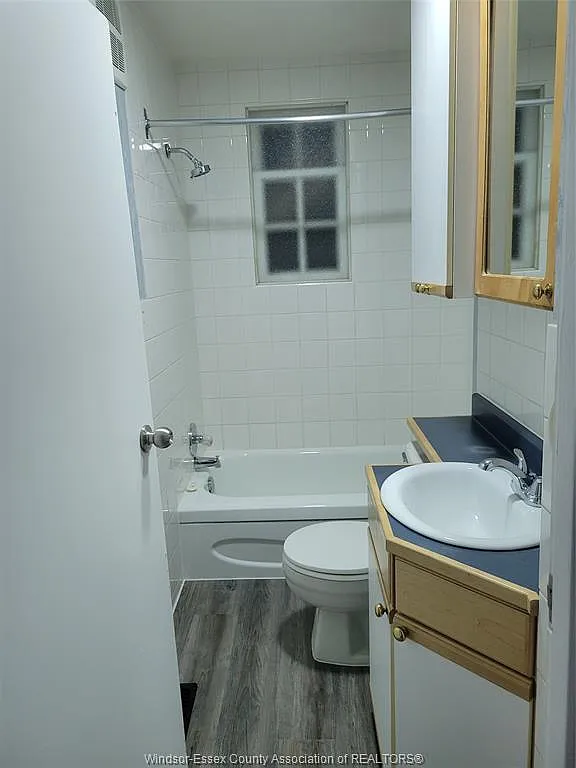 1 bed, $975 — Photo 4