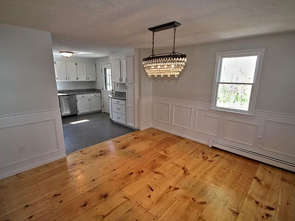 2nd image of 22 Ellisville Dr