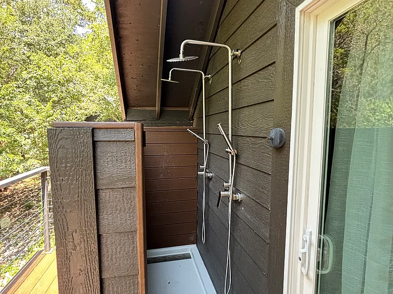 Outdoor Shower back upstairs balcony