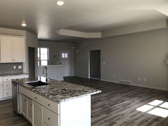 4th image of 2150 River Birch Ln
