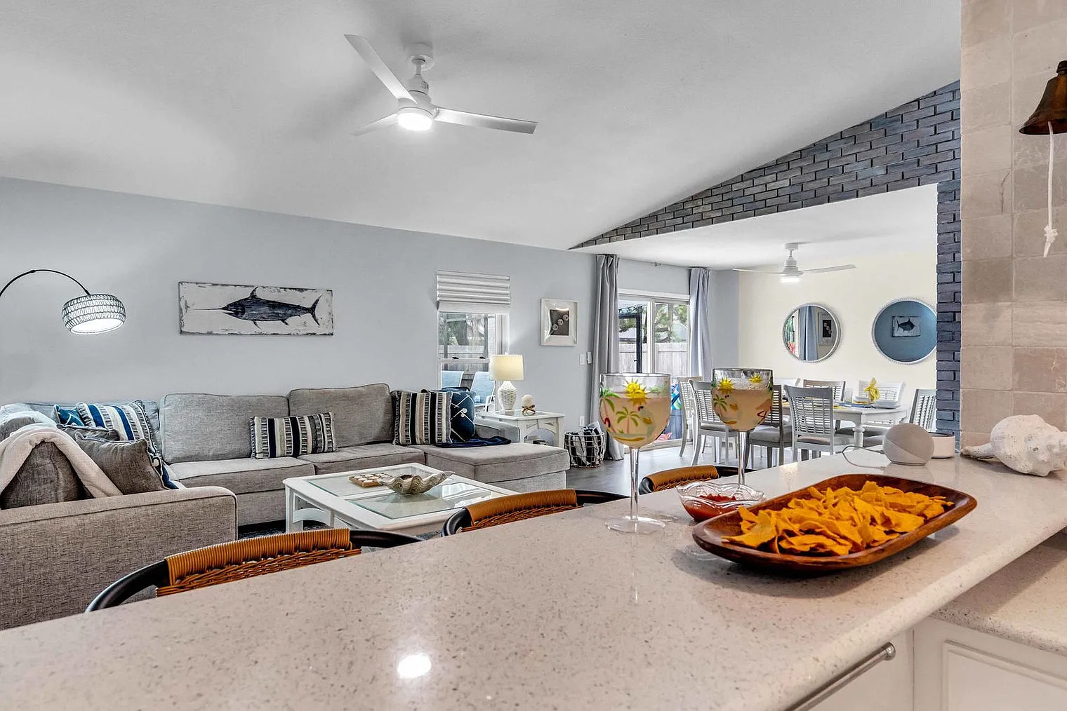 3 bed, 2.0 bath, $7,295 — Photo 4
