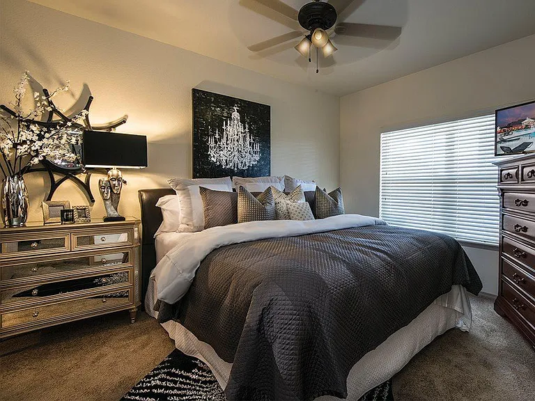 Walton Crossing Apartments — Photo 7