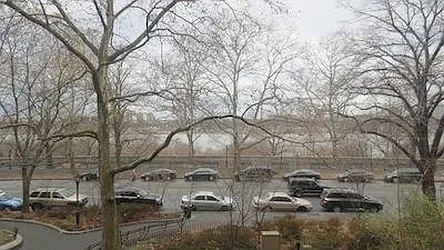 Rented by R New York