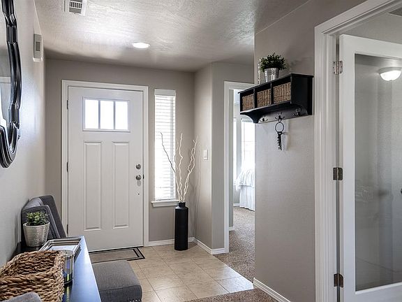 2nd image of 4109 Nitinat Ln