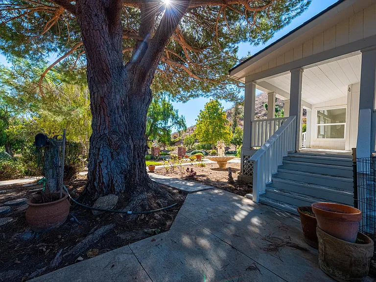 1057 E La Loma Ave — Photo 59