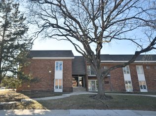 4129 Saratoga Ave APT A-214, Downers Grove, IL 60515