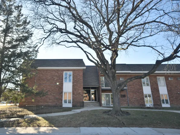 4129 Saratoga Ave APT A-214, Downers Grove, IL 60515