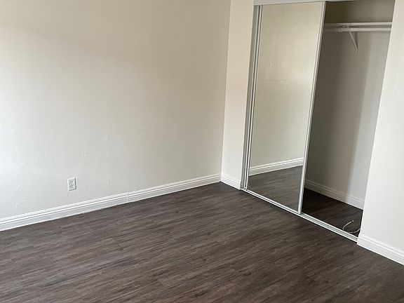 5th image of 300 Amabel St #206