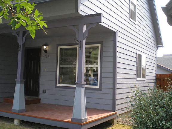 3rd image of 4717 Montrose Dr