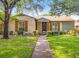 839 Salmon Dr, Dallas, TX 75208