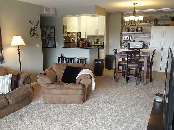 2nd image of 1920 S 1st St APT 1002