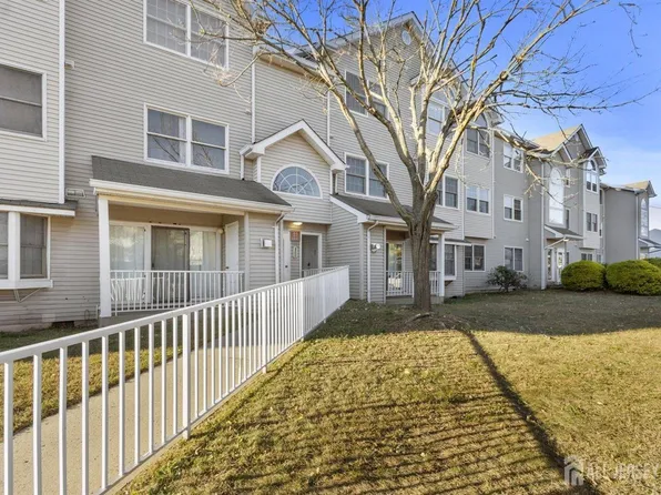 724 Edpas Rd, New Brunswick, NJ 08901