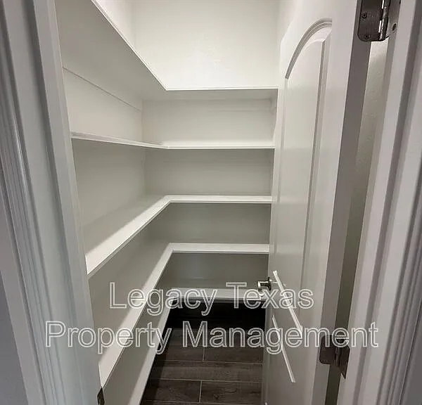 910 Fuller Ave #A — Photo 10