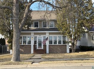 805 Harrison St, Eveleth, MN 55734