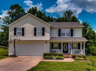 4230 Oak Leaf Pl, Randleman, NC 27317