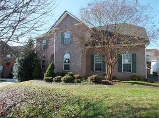 729 Baldwin Station Ln, Knoxville, TN 37922