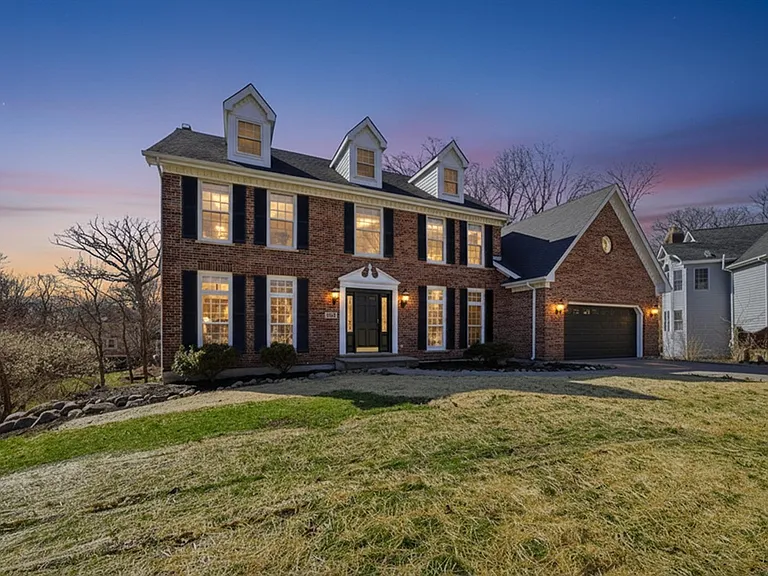 1215 Triple Crown Ct — Photo 1