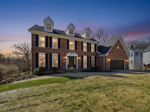 1215 Triple Crown Ct, Bartlett, IL 60103