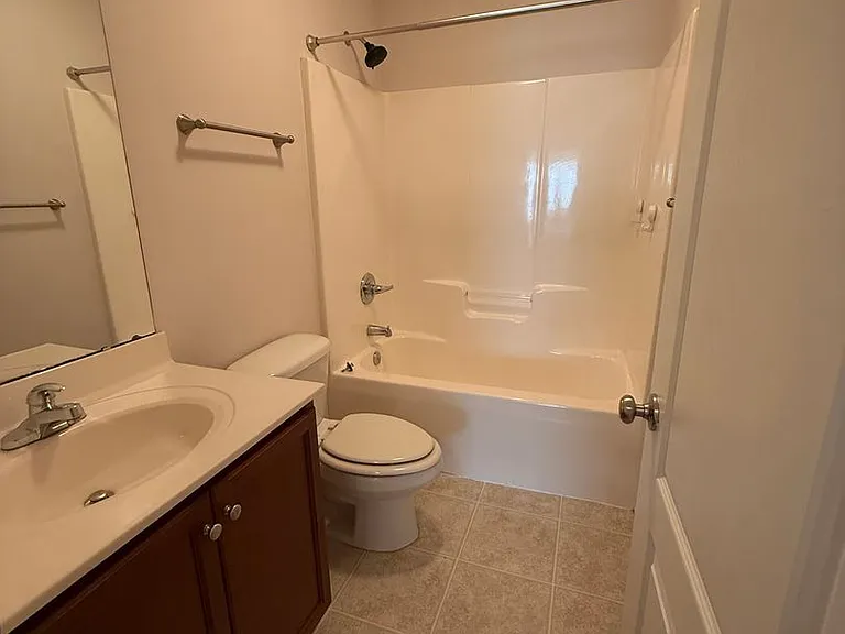 2513 Hunting Bow Dr — Photo 15