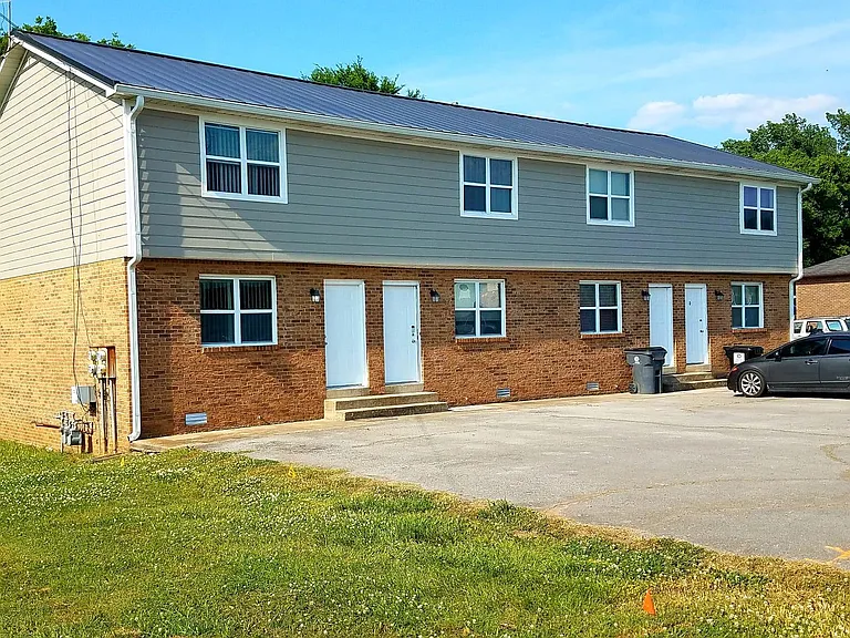 329 Lake Farm Rd #A — Photo 1